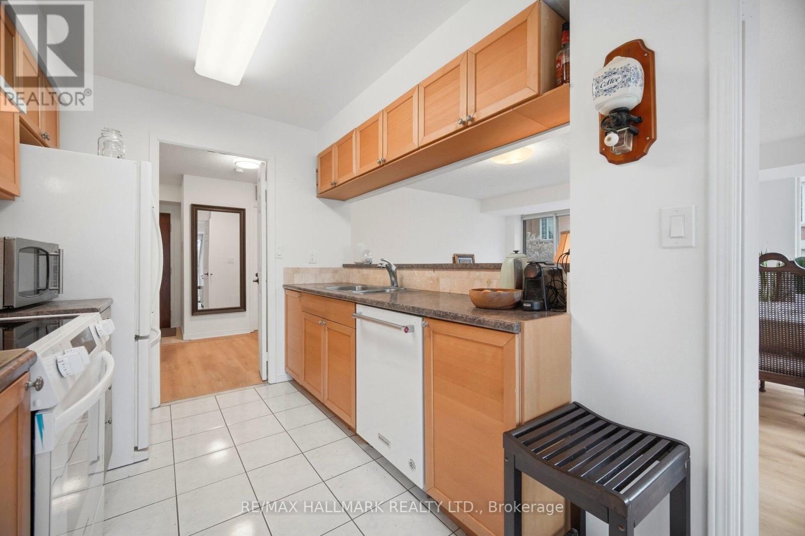 209 - 190 Manitoba Street, Toronto, Ontario  M8Y 3Y8 - Photo 15 - W13709472