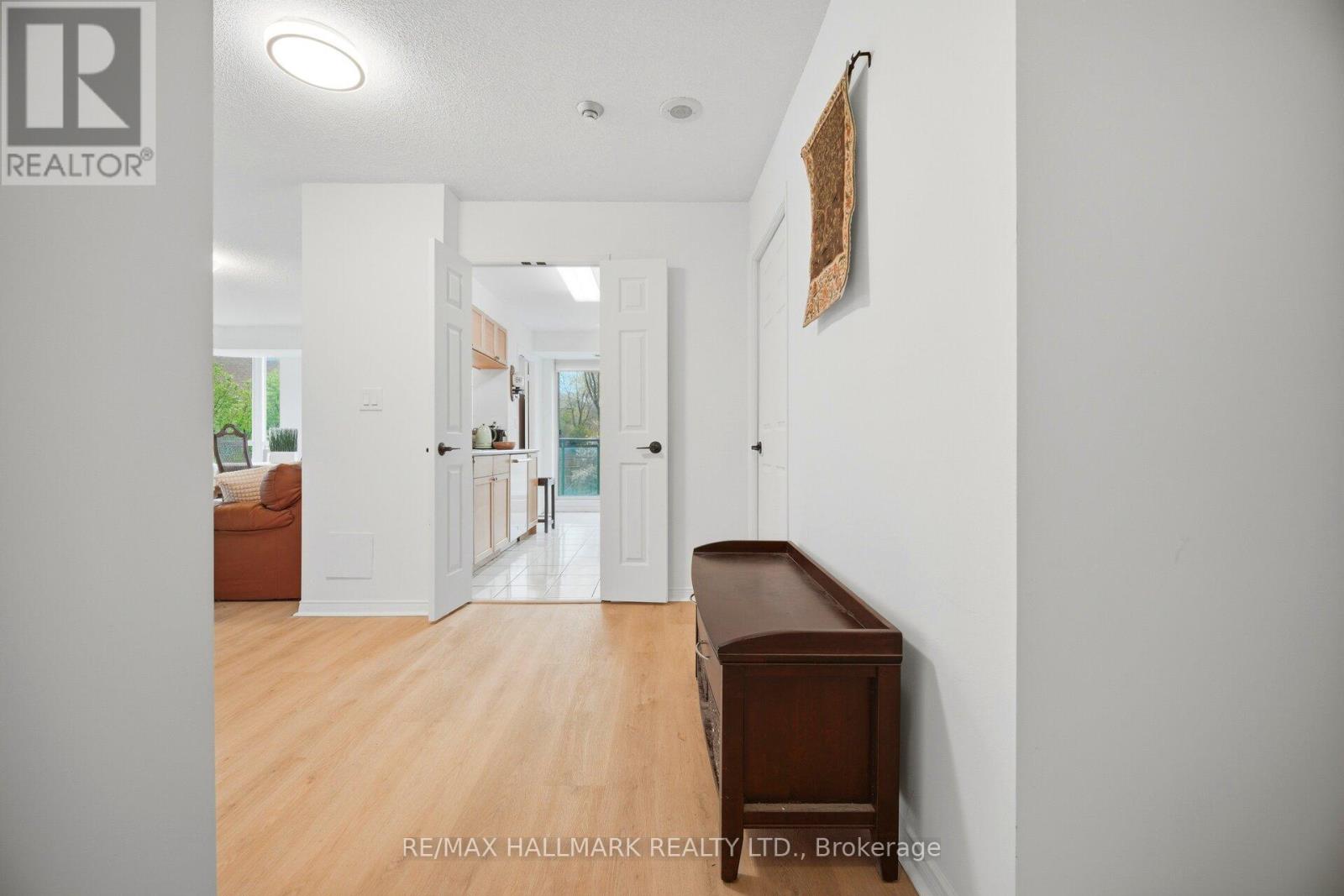 209 - 190 Manitoba Street, Toronto, Ontario  M8Y 3Y8 - Photo 5 - W13709472