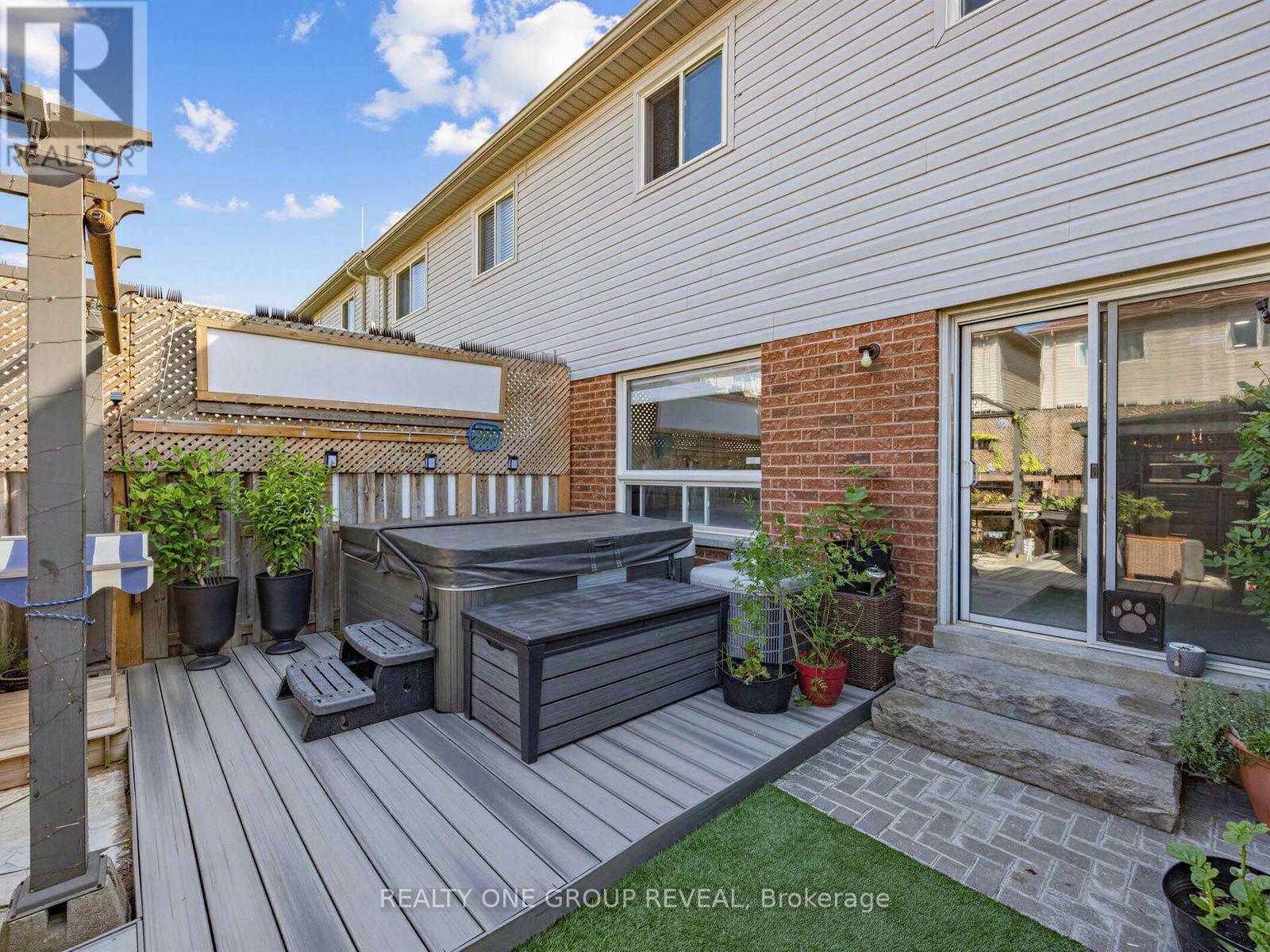 6122 Coxswain Crescent, Mississauga, Ontario  L5V 2Z8 - Photo 22 - W13709492