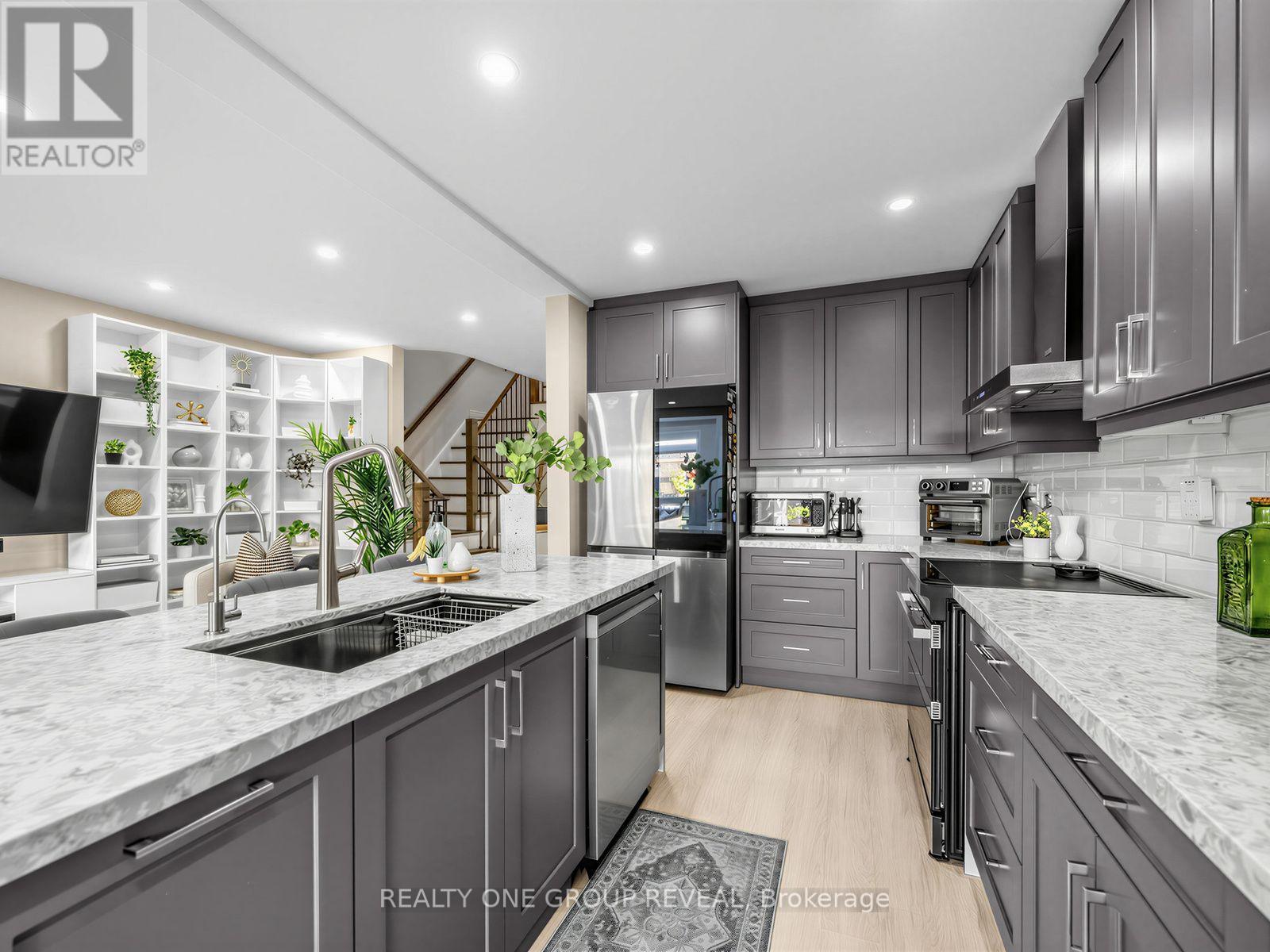 6122 Coxswain Crescent, Mississauga, Ontario  L5V 2Z8 - Photo 6 - W13709492