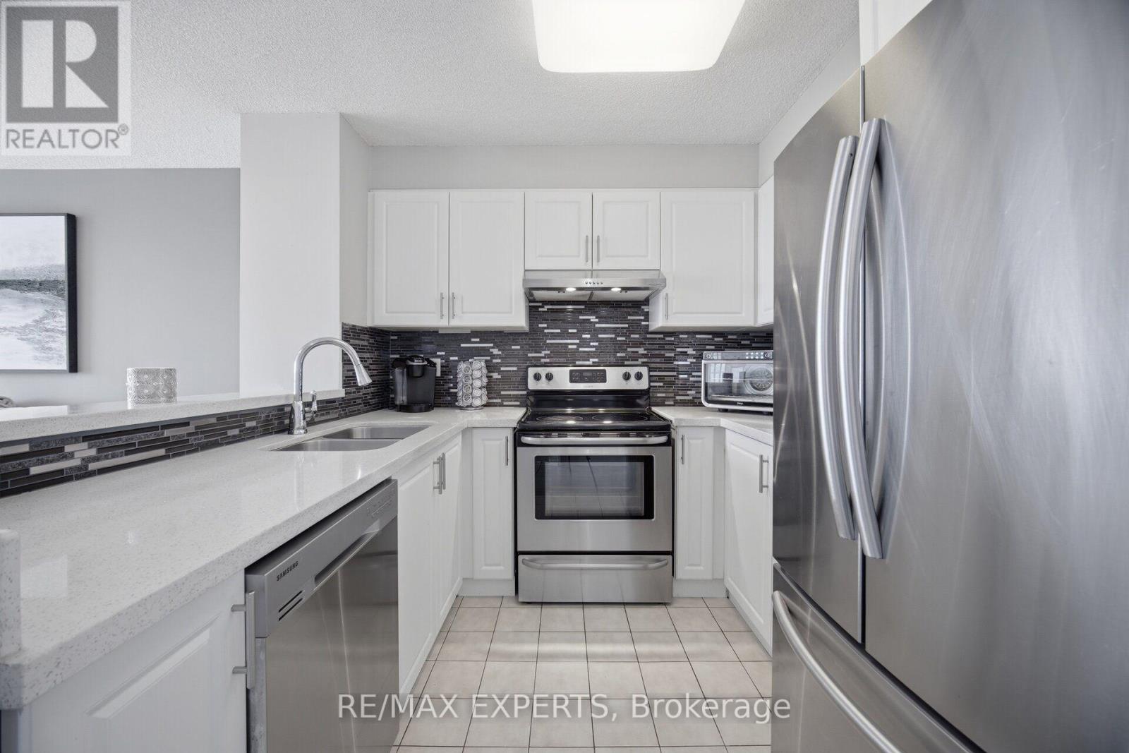 1408 - 2155 Burnhamthorpe Road W, Mississauga, Ontario  L5L 5P4 - Photo 12 - W13709564