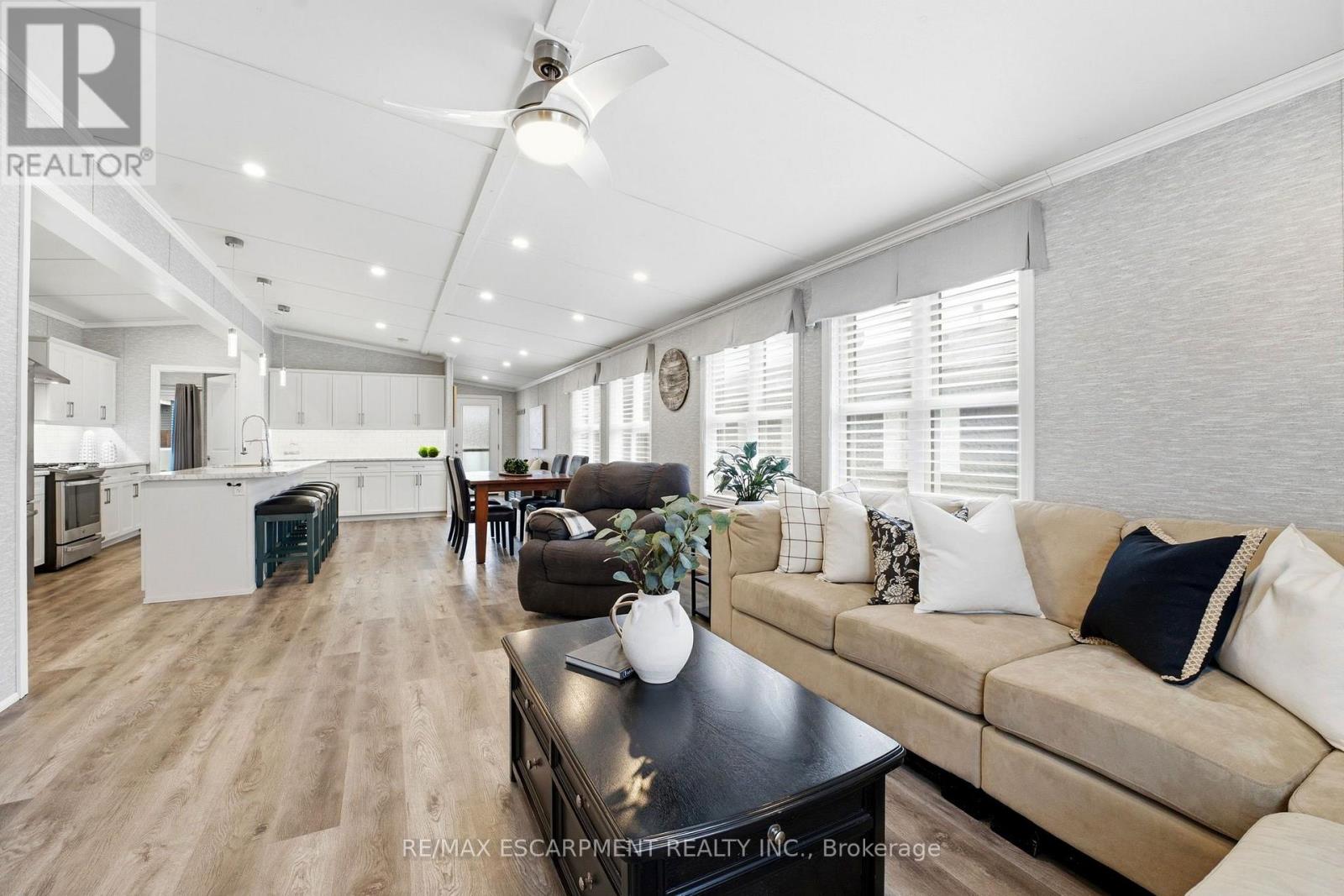 30 Ash Street - 4449 Milburough Line, Burlington, Ontario  L7P 0C5 - Photo 12 - W13709622