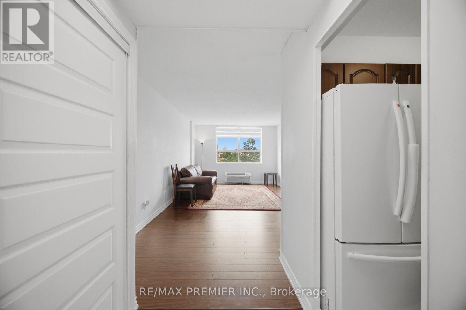 406 - 2825 Islington Avenue, Toronto, Ontario  M9L 2K1 - Photo 7 - W13709650