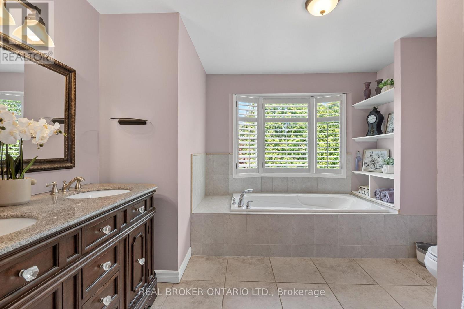 1291 Windrush Drive, Oakville, Ontario  L6M 1W4 - Photo 27 - W13709722