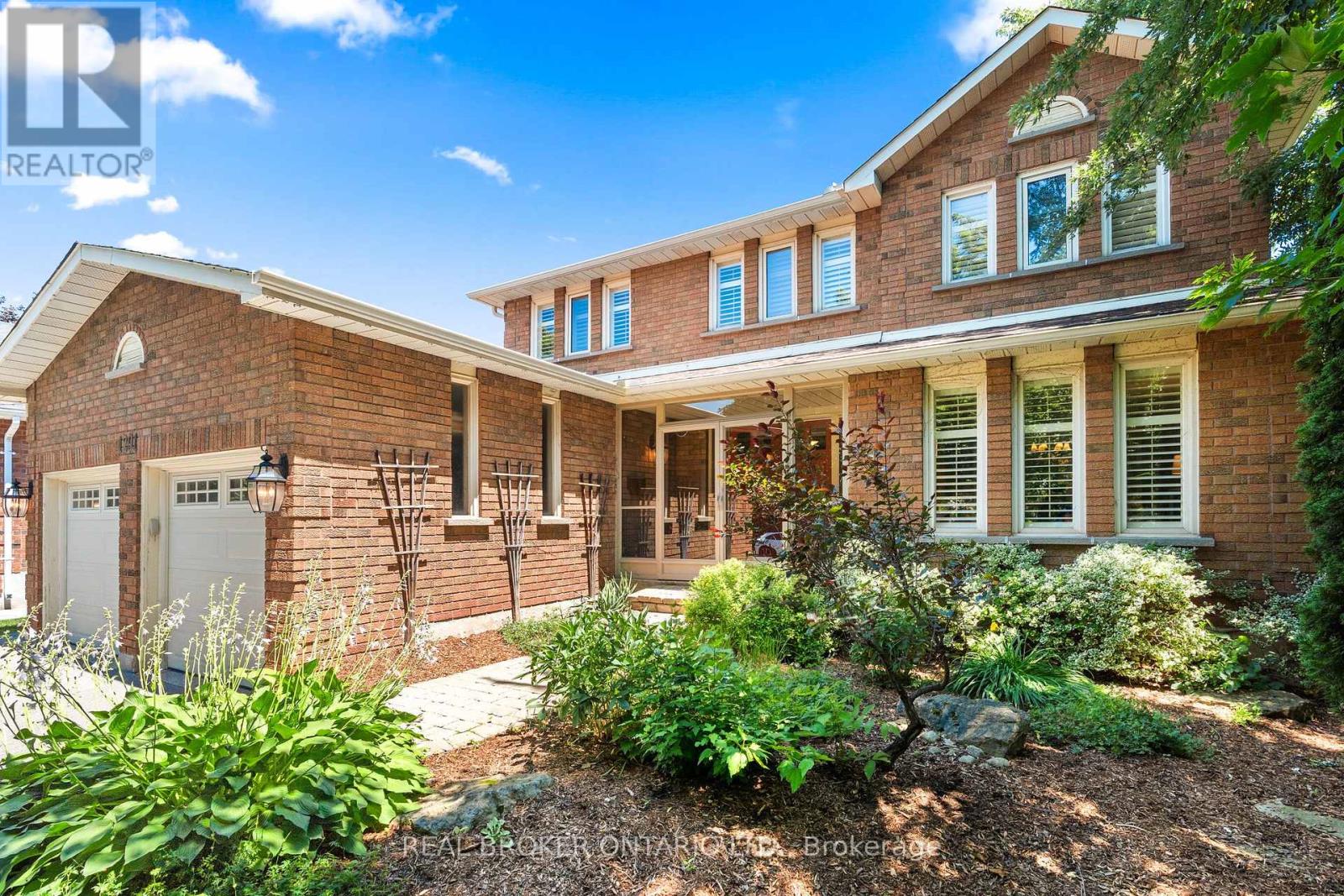 1291 Windrush Drive, Oakville, Ontario  L6M 1W4 - Photo 50 - W13709722