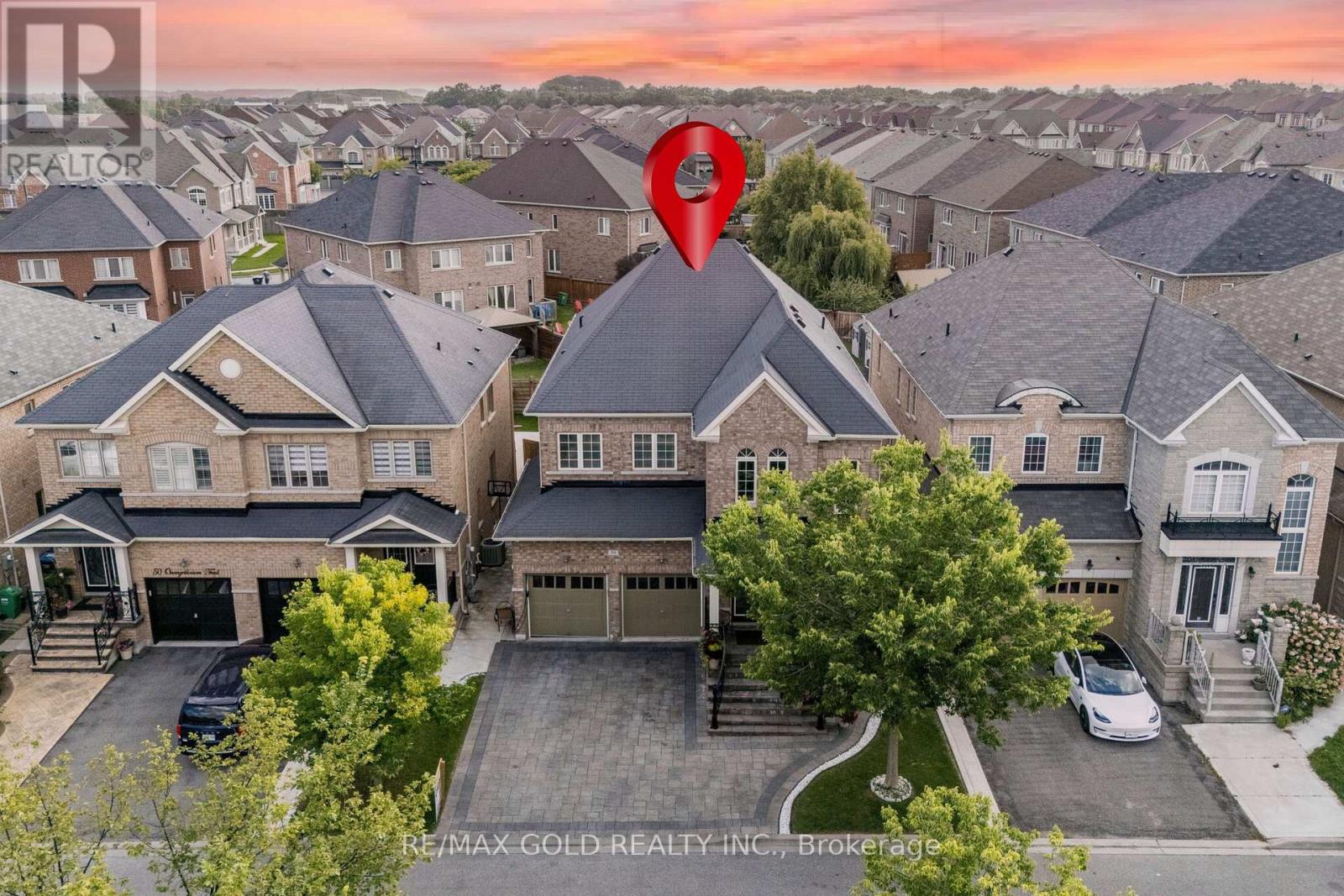 54 ORANGEBLOSSOM TRAIL, Brampton, Ontario