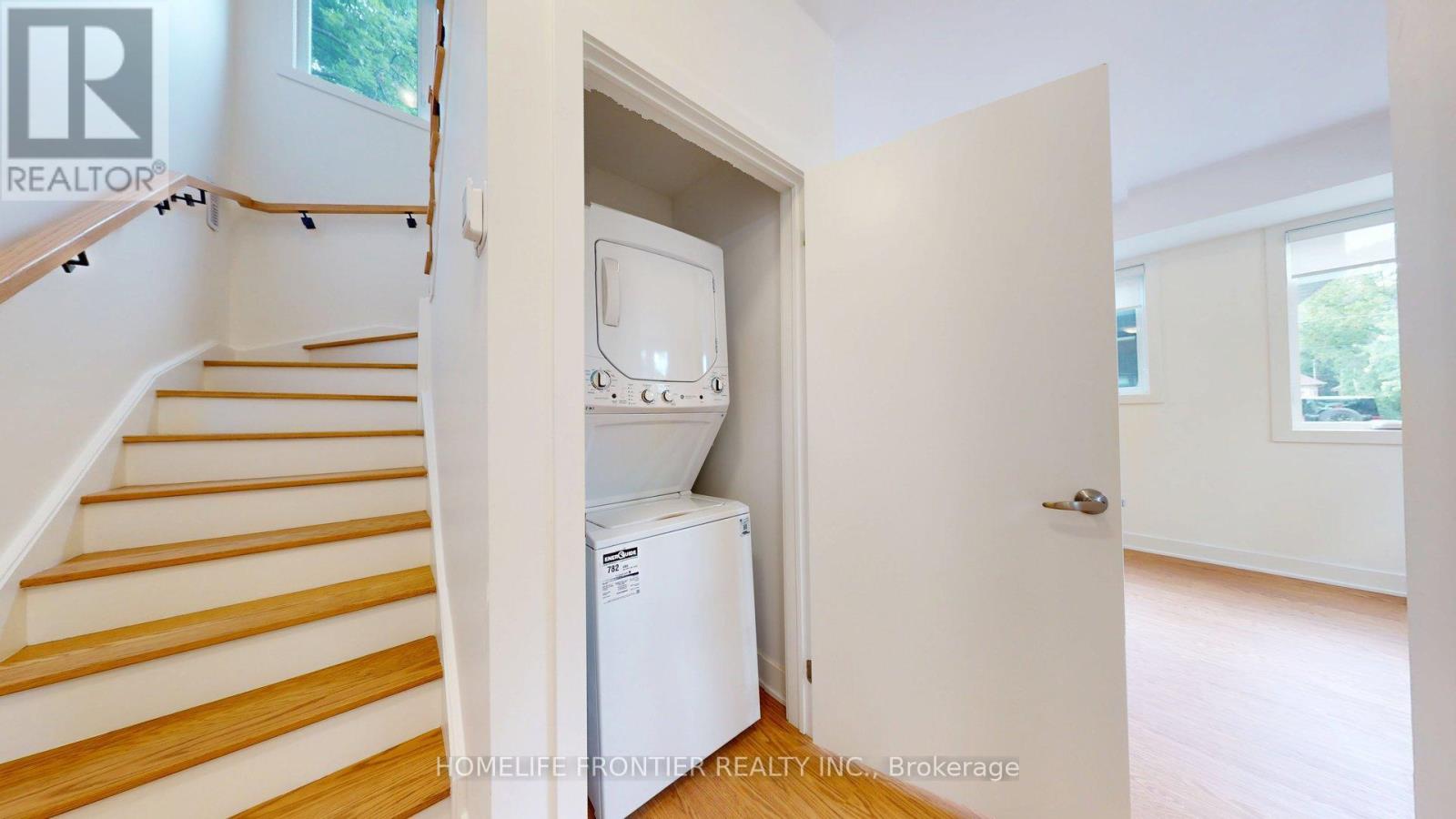 R (Laneway) - 1089 Glencairn Avenue, Toronto, Ontario  M6B 2B1 - Photo 14 - W13709748