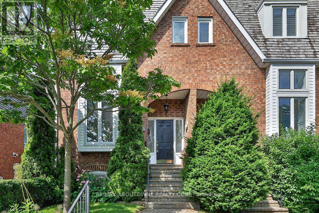 86 Forsythe Street, Oakville, Ontario  L6K 3J8 - Photo 1 - W13709762