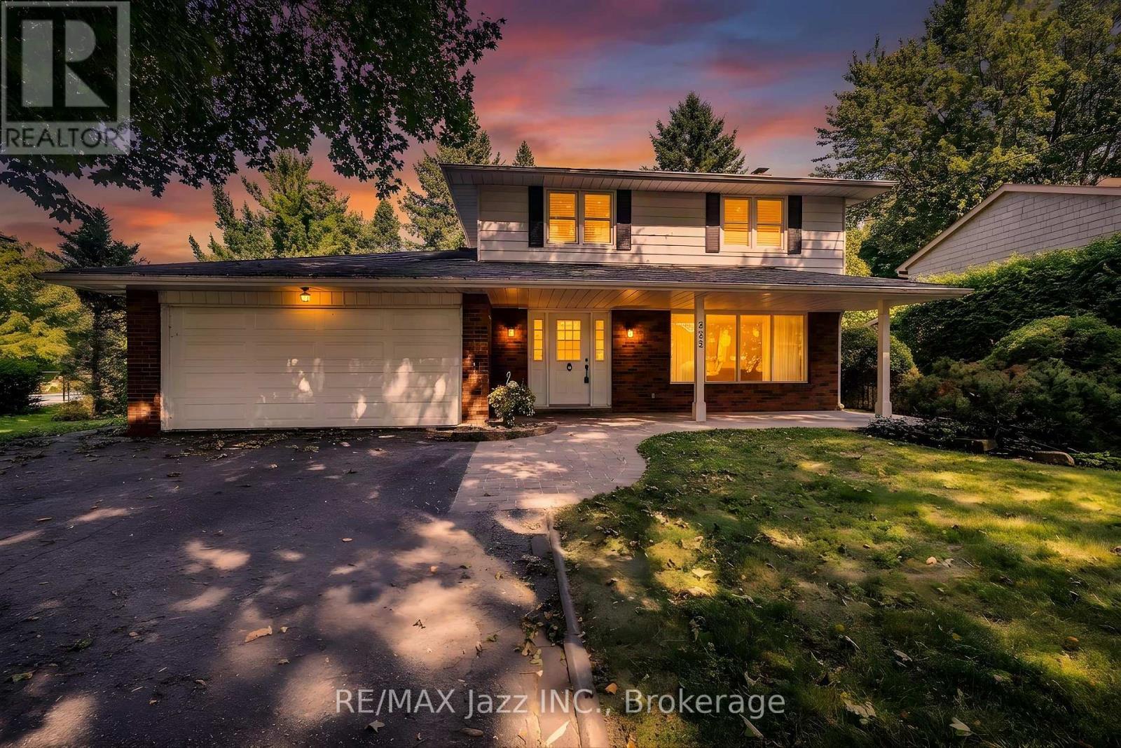 233 WELLINGTON STREET, Whitby, Ontario