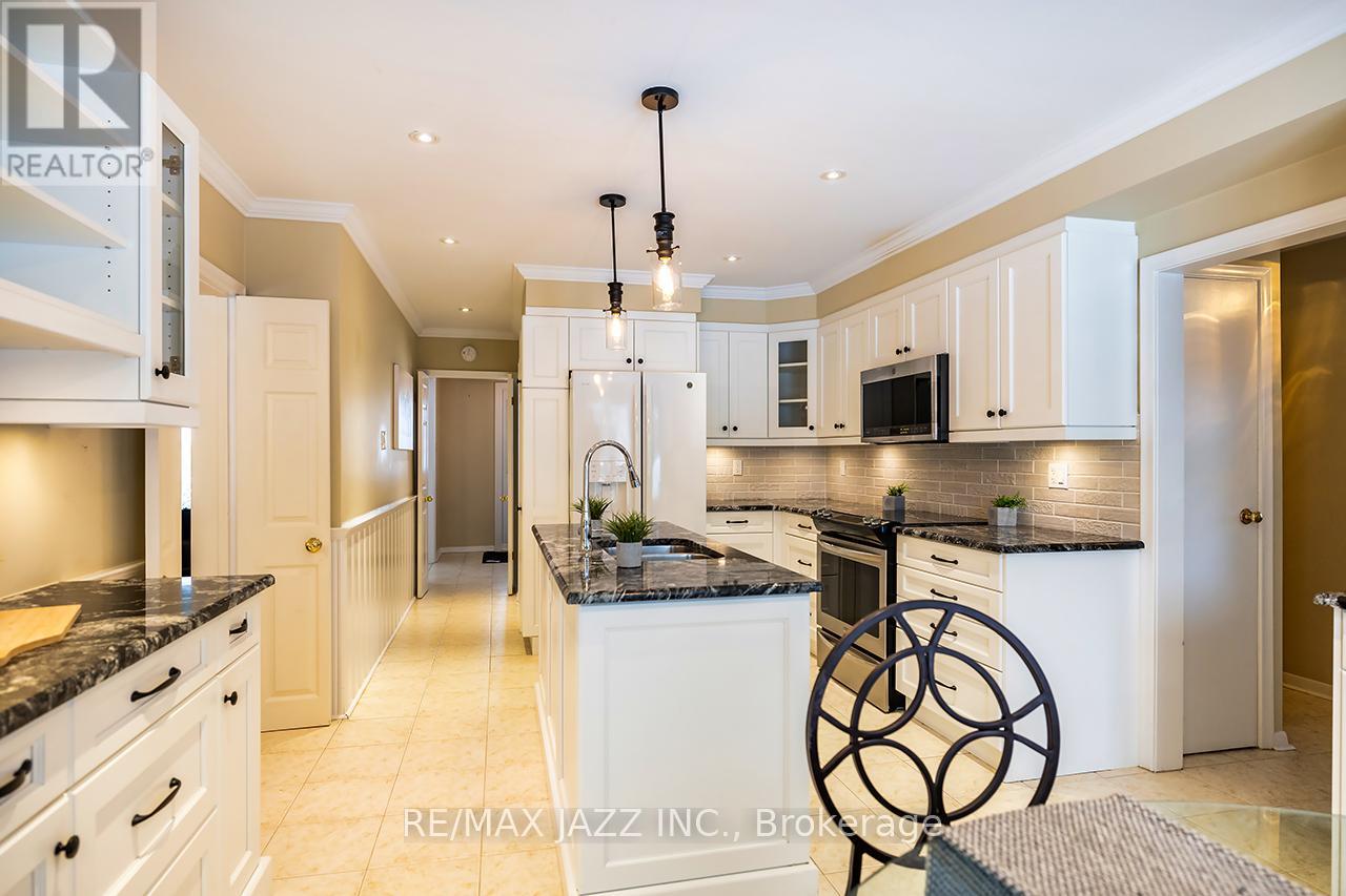 233 Wellington Street, Whitby, Ontario  L1N 5L7 - Photo 16 - E13116612