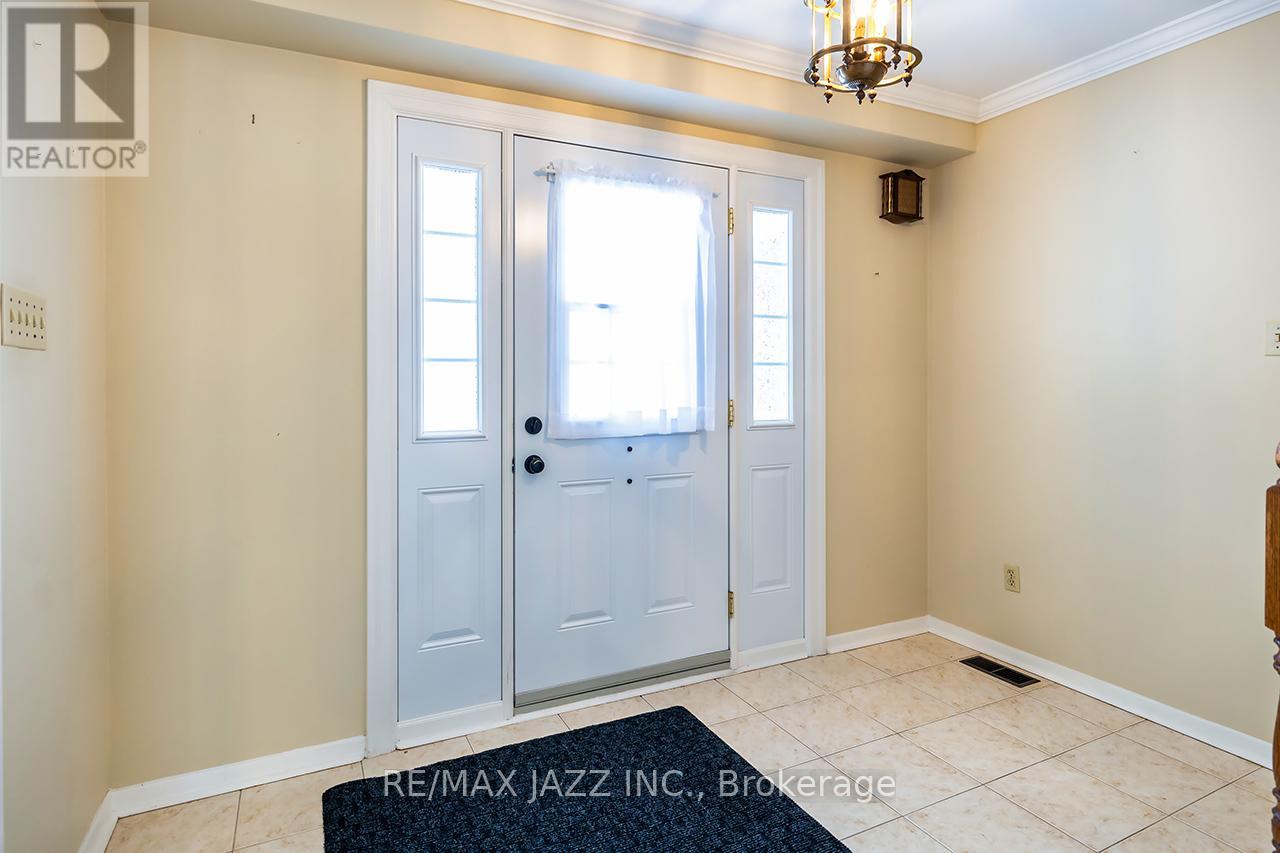 233 Wellington Street, Whitby, Ontario  L1N 5L7 - Photo 25 - E13116612