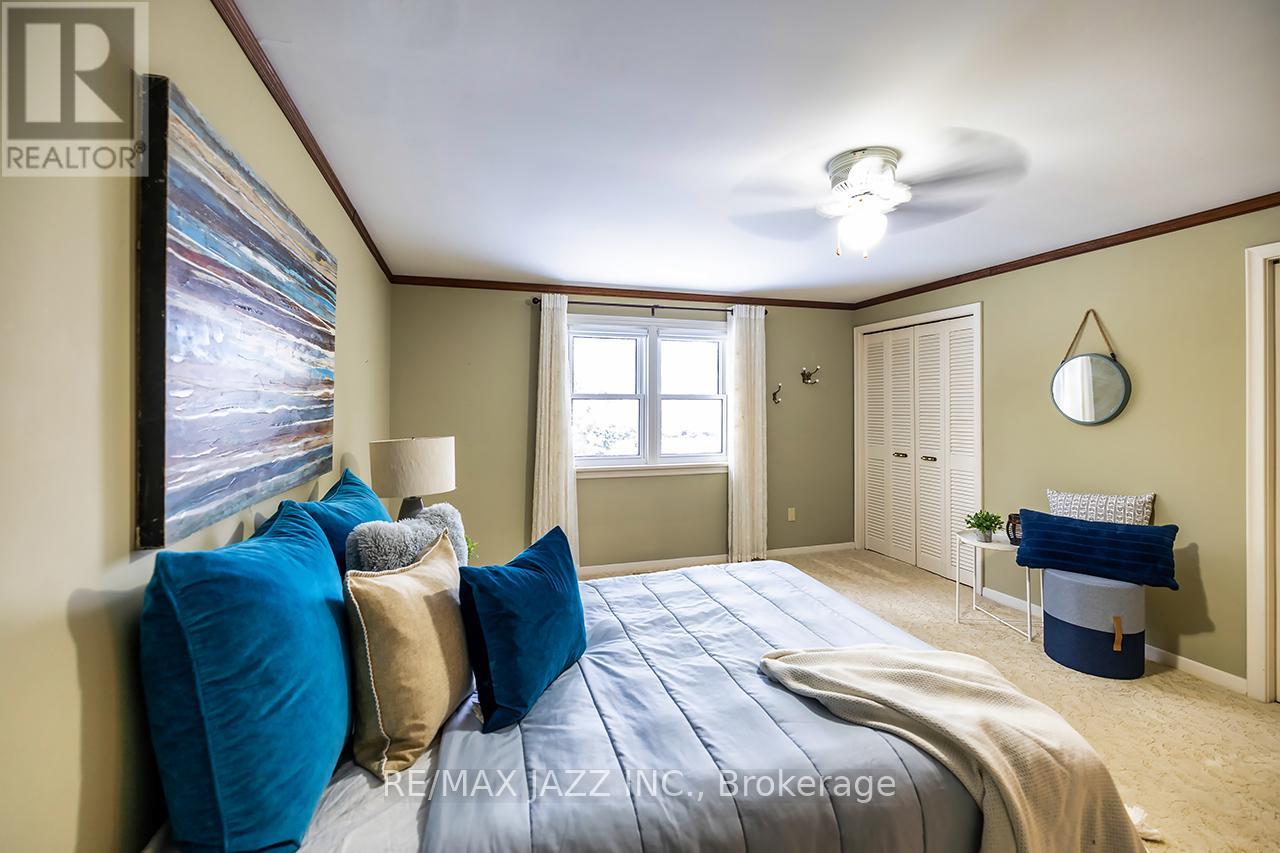 233 Wellington Street, Whitby, Ontario  L1N 5L7 - Photo 31 - E13116612