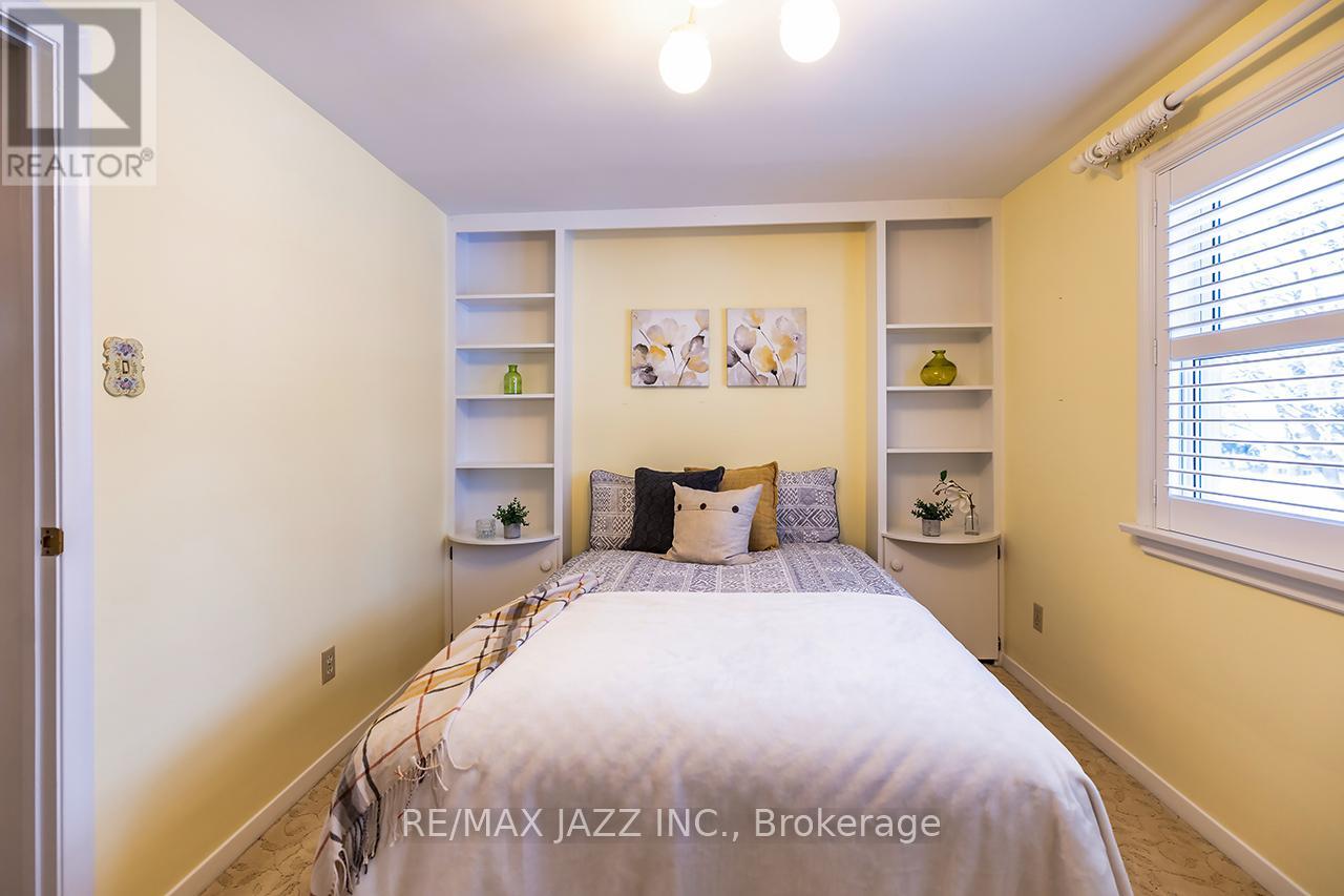 233 Wellington Street, Whitby, Ontario  L1N 5L7 - Photo 33 - E13116612