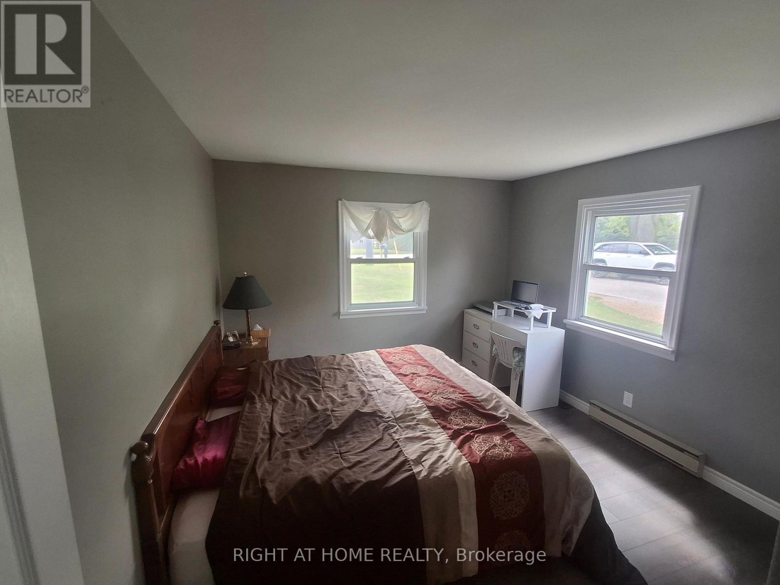 717 Mersea Rd 6 Road E, Leamington, Ontario N8H 3V8 - Photo 5 - X13709566