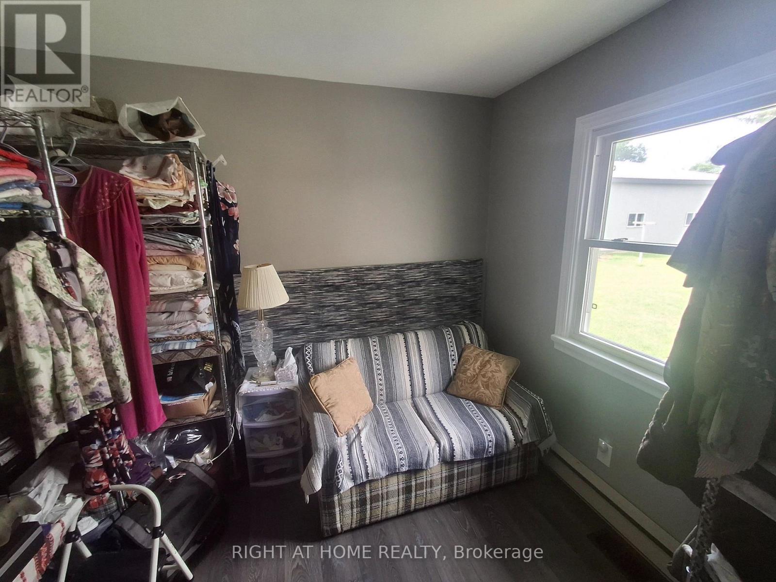 717 Mersea Rd 6 Road E, Leamington, Ontario N8H 3V8 - Photo 8 - X13709566