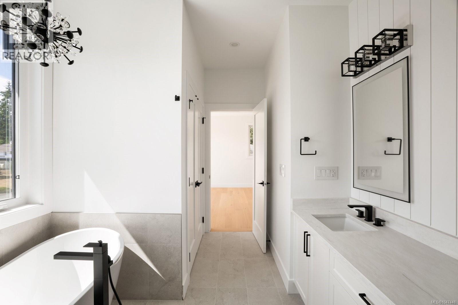 2292 Gail Pl, Sidney, British Columbia V8L 2S2 - Photo 22 - 1047448
