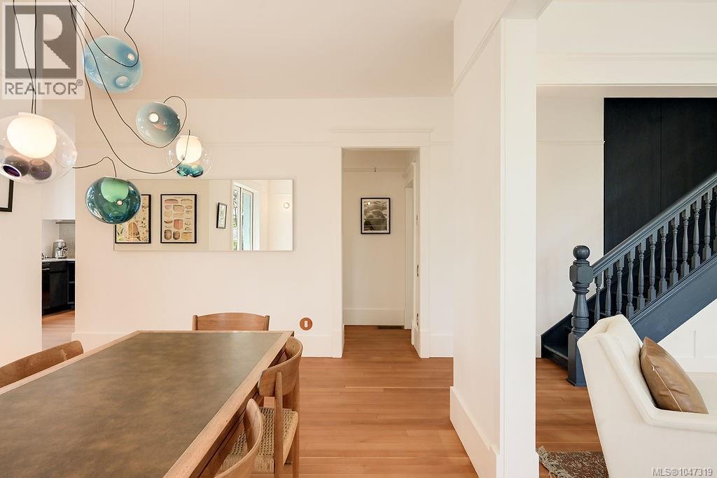 2654 Fernwood Rd, Victoria, British Columbia  V8T 3A2 - Photo 18 - 1047319