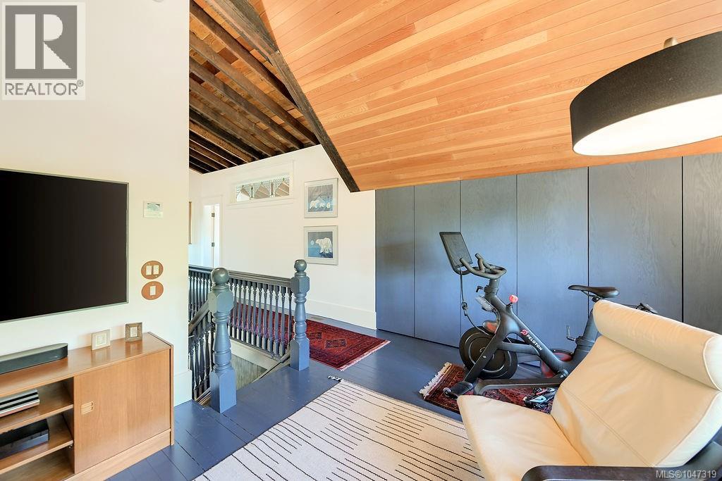 2654 Fernwood Rd, Victoria, British Columbia  V8T 3A2 - Photo 44 - 1047319
