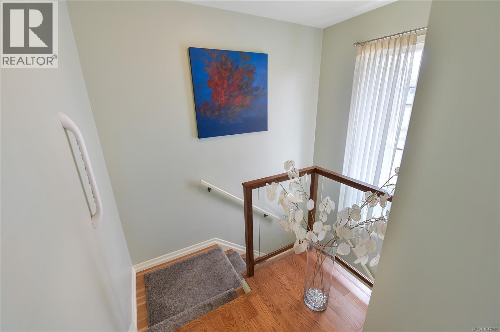3304 Aldridge St, Saanich, British Columbia  V8P 4L8 - Photo 25 - 1047056