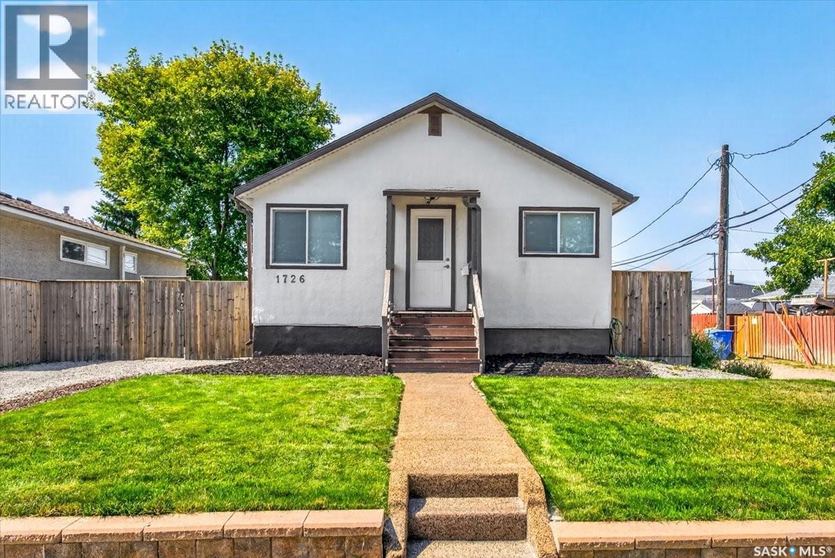 1726 Rothwell Street, Regina, Saskatchewan  S4N 2B9 - Photo 1 - SK046552