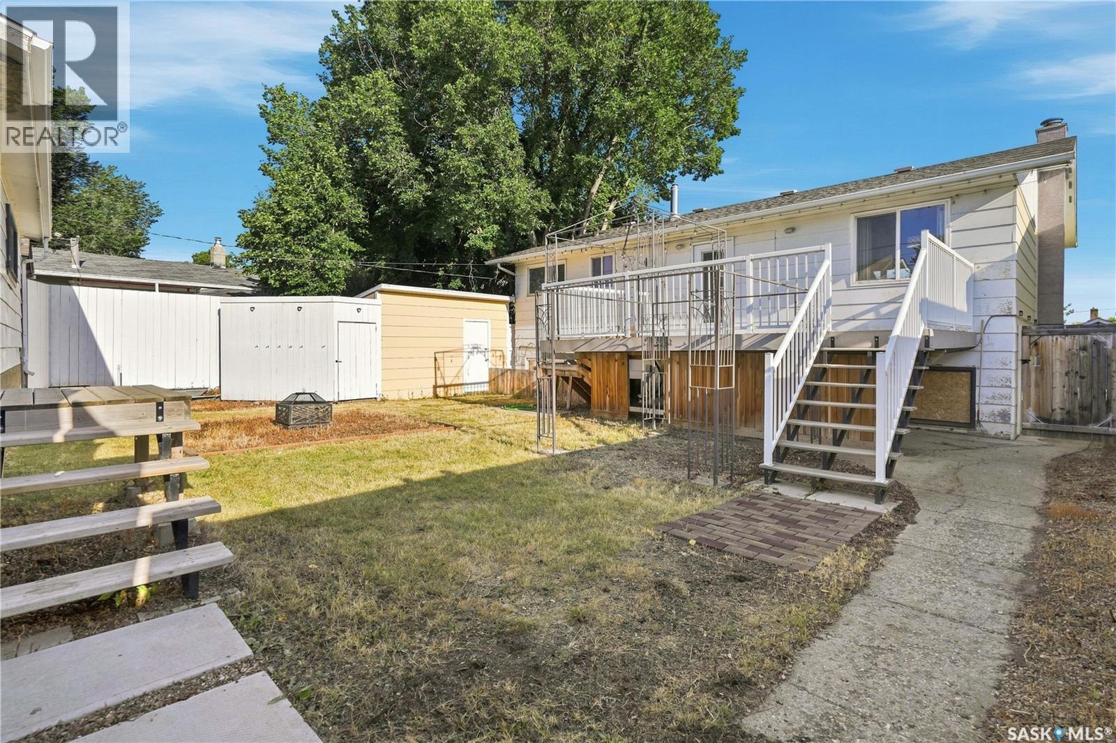 1109 Lillooet Street W, Moose Jaw, Saskatchewan  S6H 5A2 - Photo 42 - SK046492