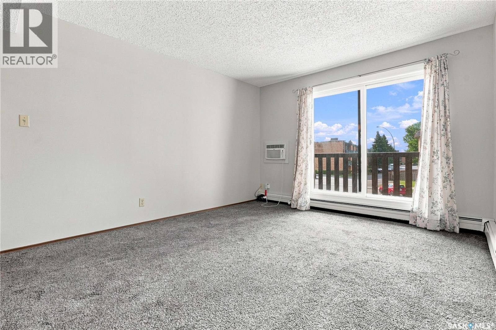 212 403 Tait Court, Saskatoon, Saskatchewan  S7H 5L3 - Photo 11 - SK046490