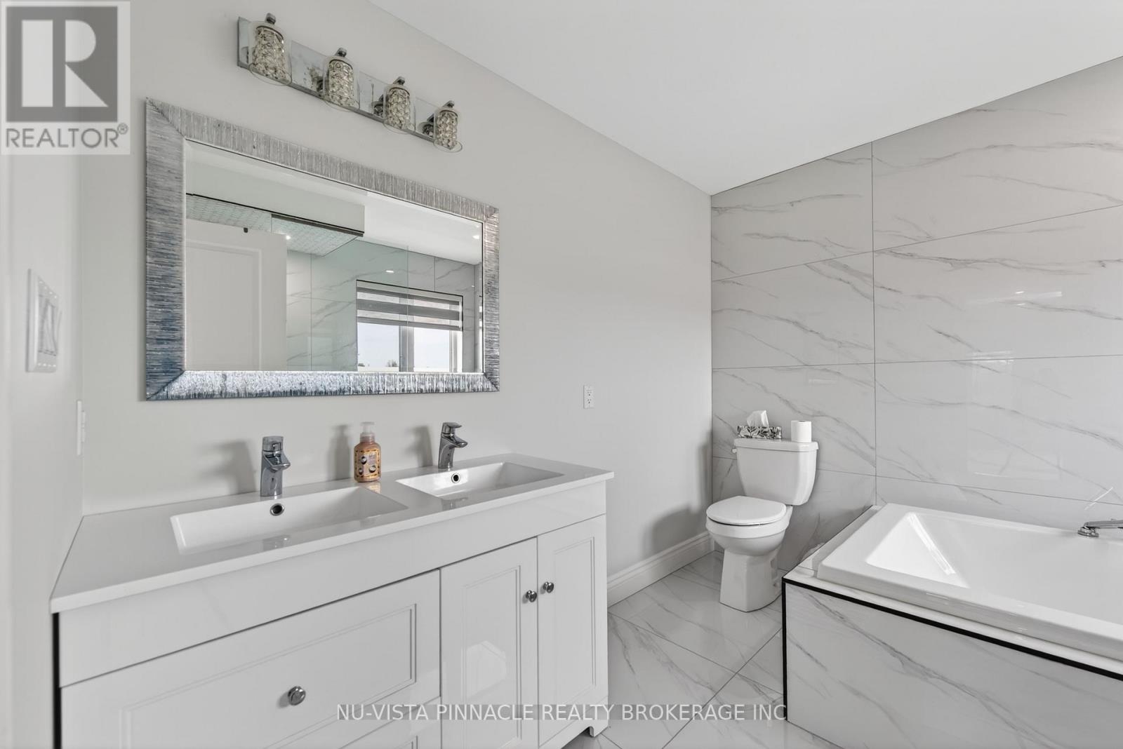 9507 Charlton Drive, Middlesex Centre, Ontario  N0M 1P0 - Photo 27 - X13709808
