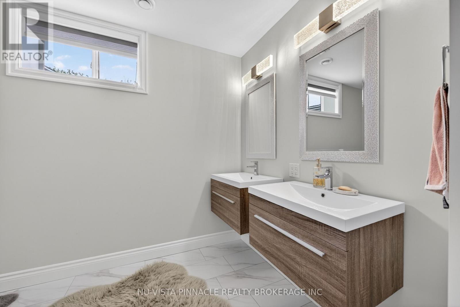 9507 Charlton Drive, Middlesex Centre, Ontario  N0M 1P0 - Photo 39 - X13709808