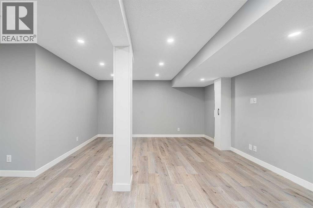 727 67 Avenue Sw, Calgary, Alberta  T2V 0M4 - Photo 25 - A2336923