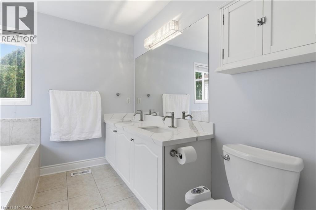 135 Blackburn Drive, Brantford, Ontario  N3T 6S8 - Photo 26 - 40846285