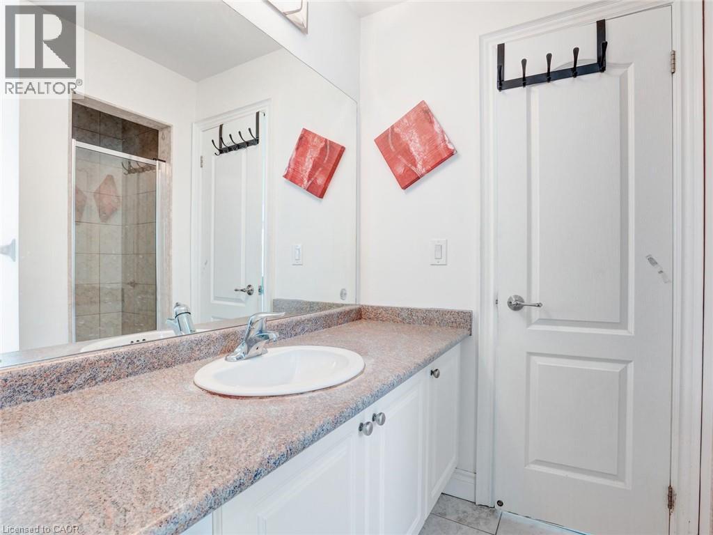 584 Pinery Trail, Waterloo, Ontario  N2V 2Y3 - Photo 28 - 40852361