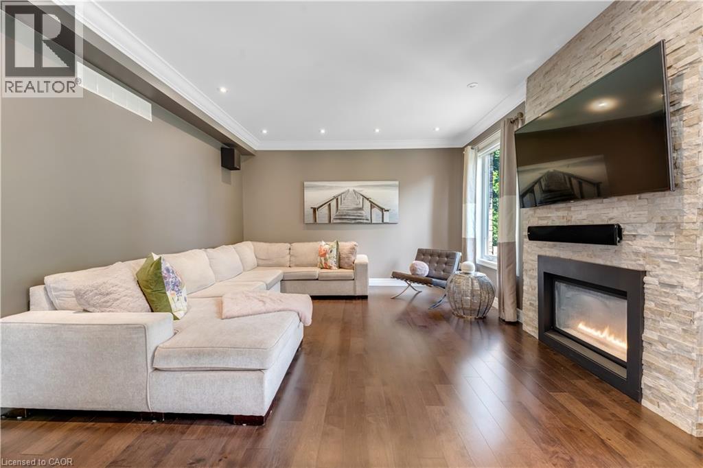 258 Edgewater Crescent Unit# 3, Kitchener, Ontario  N2A 4M2 - Photo 5 - 40856536