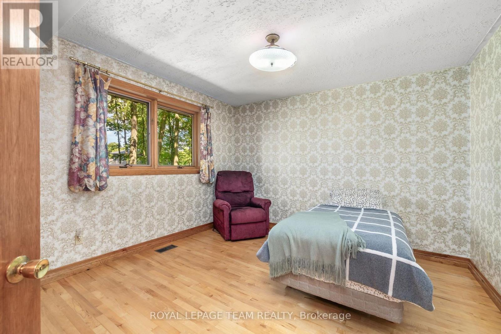 14 Taunton Place, Ottawa, Ontario  K1J 7J6 - Photo 23 - X13709770