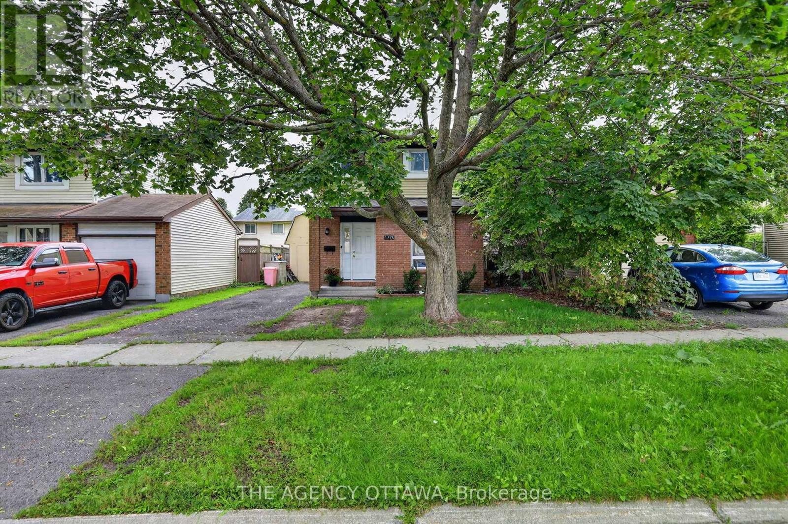 1775 Stonehenge Crescent, Ottawa, Ontario  K1B 5K3 - Photo 2 - X13709792
