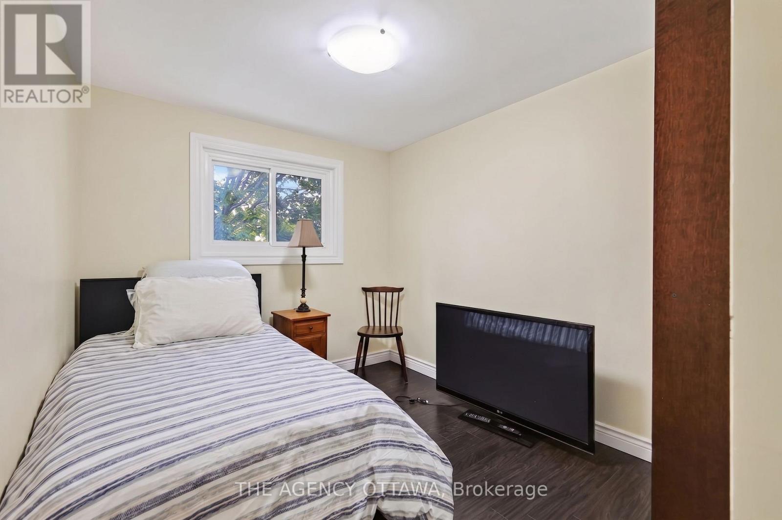 1775 Stonehenge Crescent, Ottawa, Ontario  K1B 5K3 - Photo 28 - X13709792