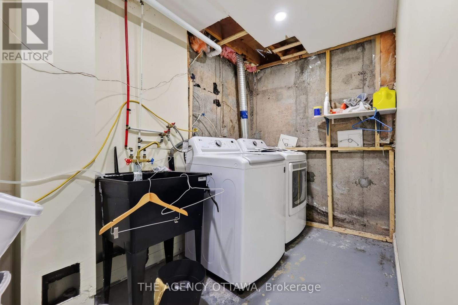 1775 Stonehenge Crescent, Ottawa, Ontario  K1B 5K3 - Photo 32 - X13709792