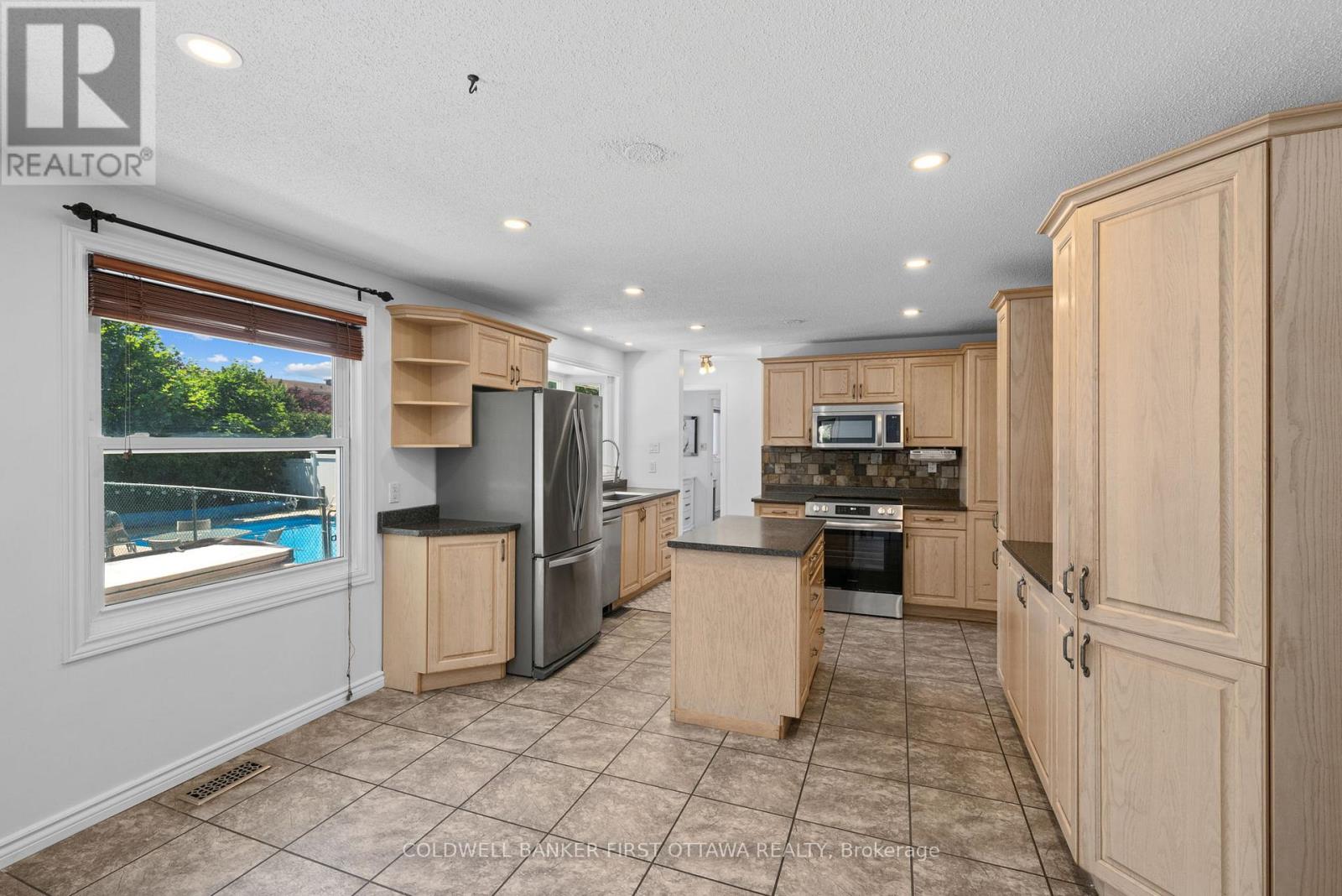 12 Bradgate Drive, Ottawa, Ontario  K2G 0R6 - Photo 13 - X13709856