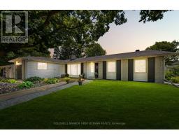 12 BRADGATE DRIVE, Ottawa, Ontario