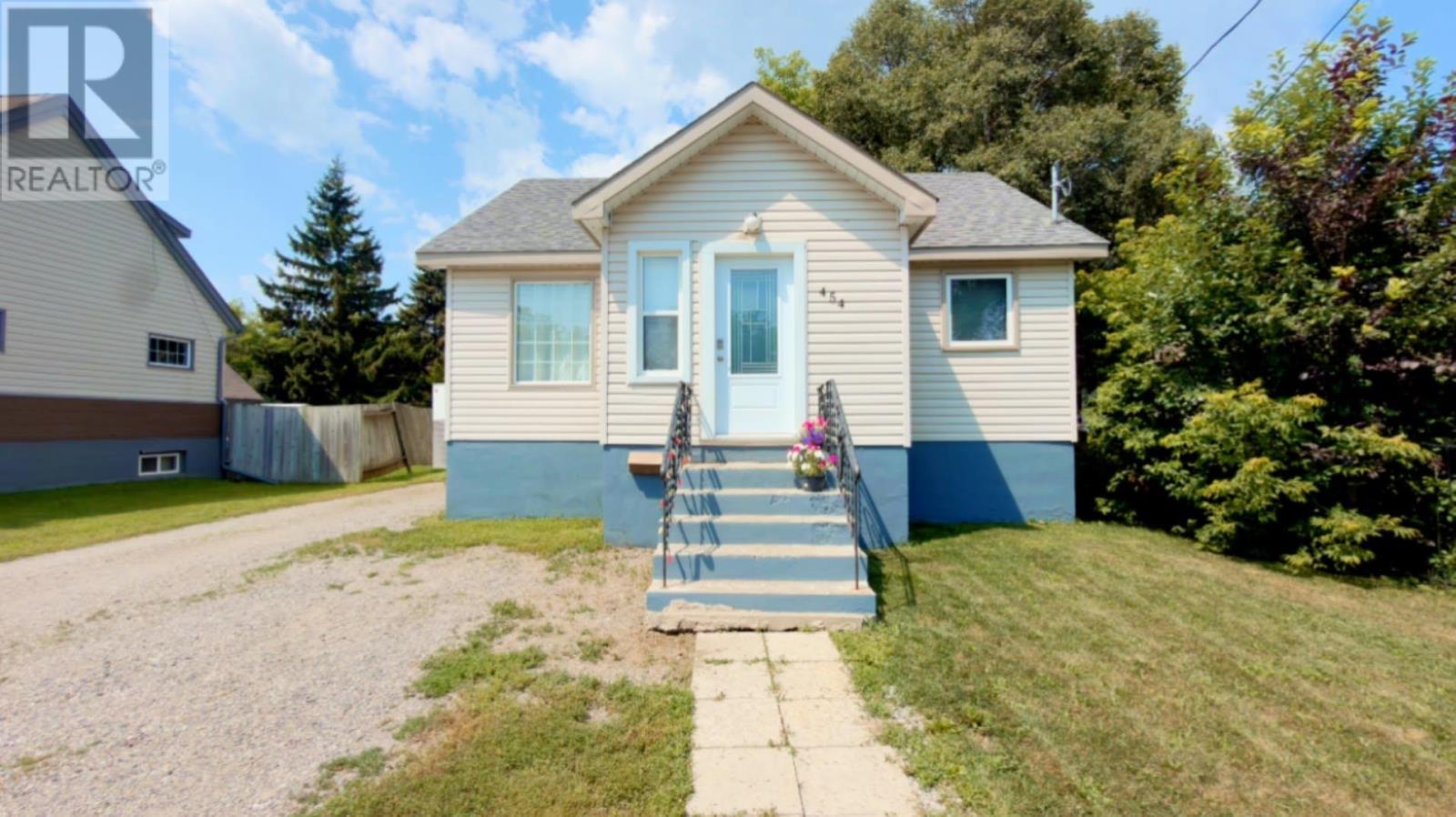 454 Algoma St N, Thunder Bay, Ontario  P7A 5B9 - Photo 28 - TB2602505