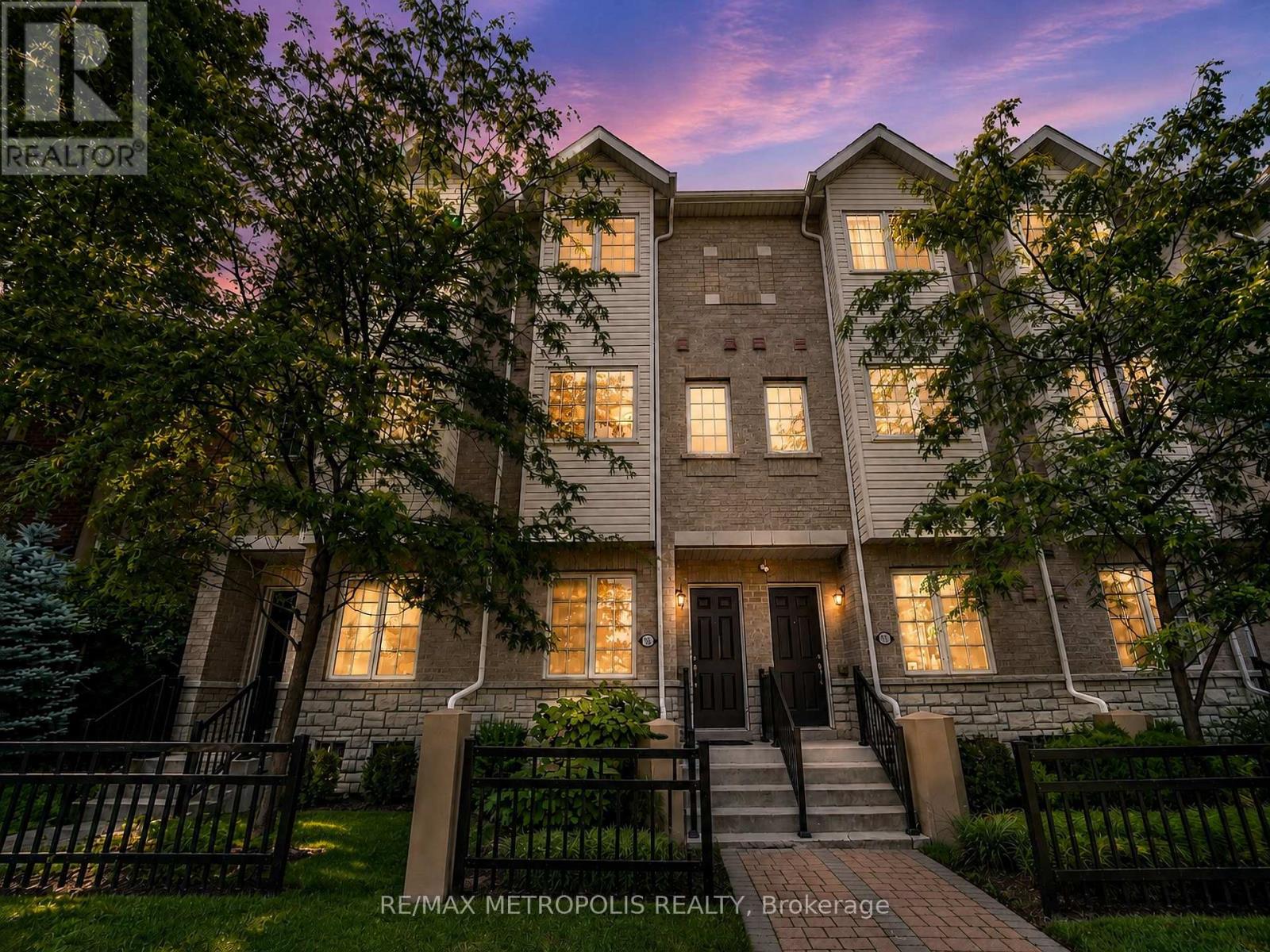 3767b St Claire Avenue E, Toronto, Ontario  M1M 0C8 - Photo 5 - E13662398