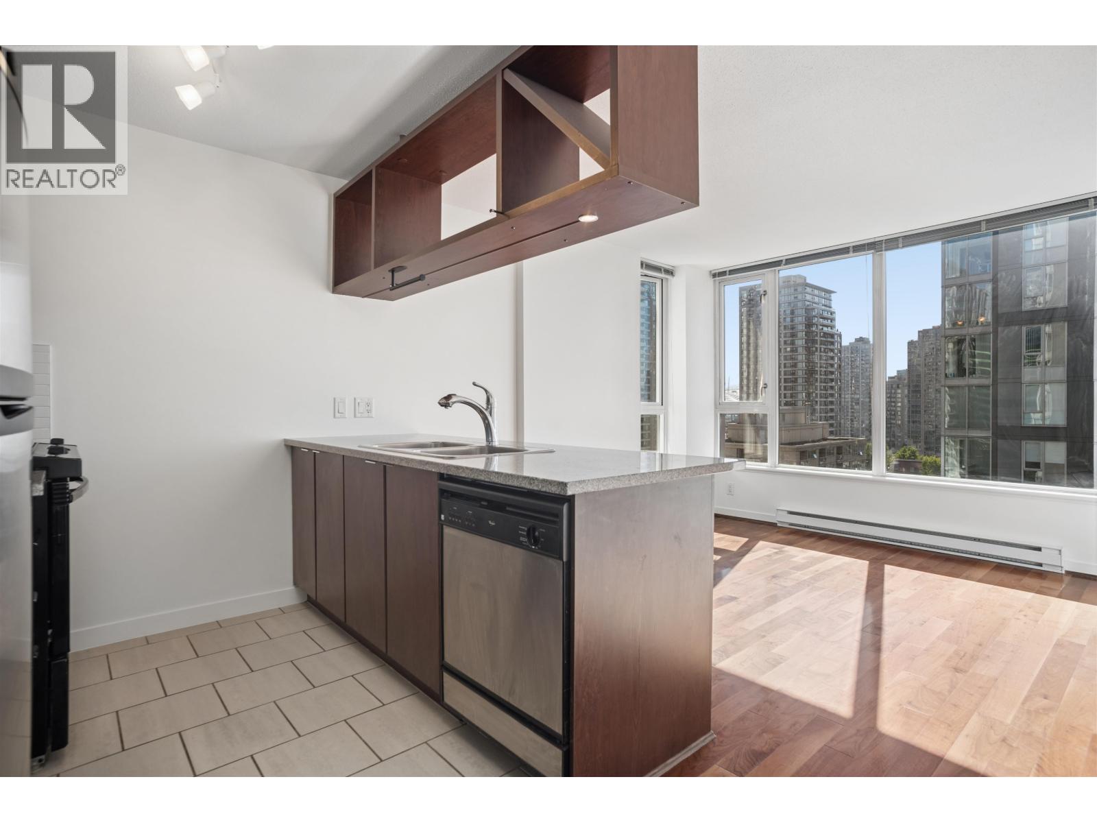 1104 1001 Richards Street, Vancouver, British Columbia V6B 1J6 - Photo 10 - R3158524