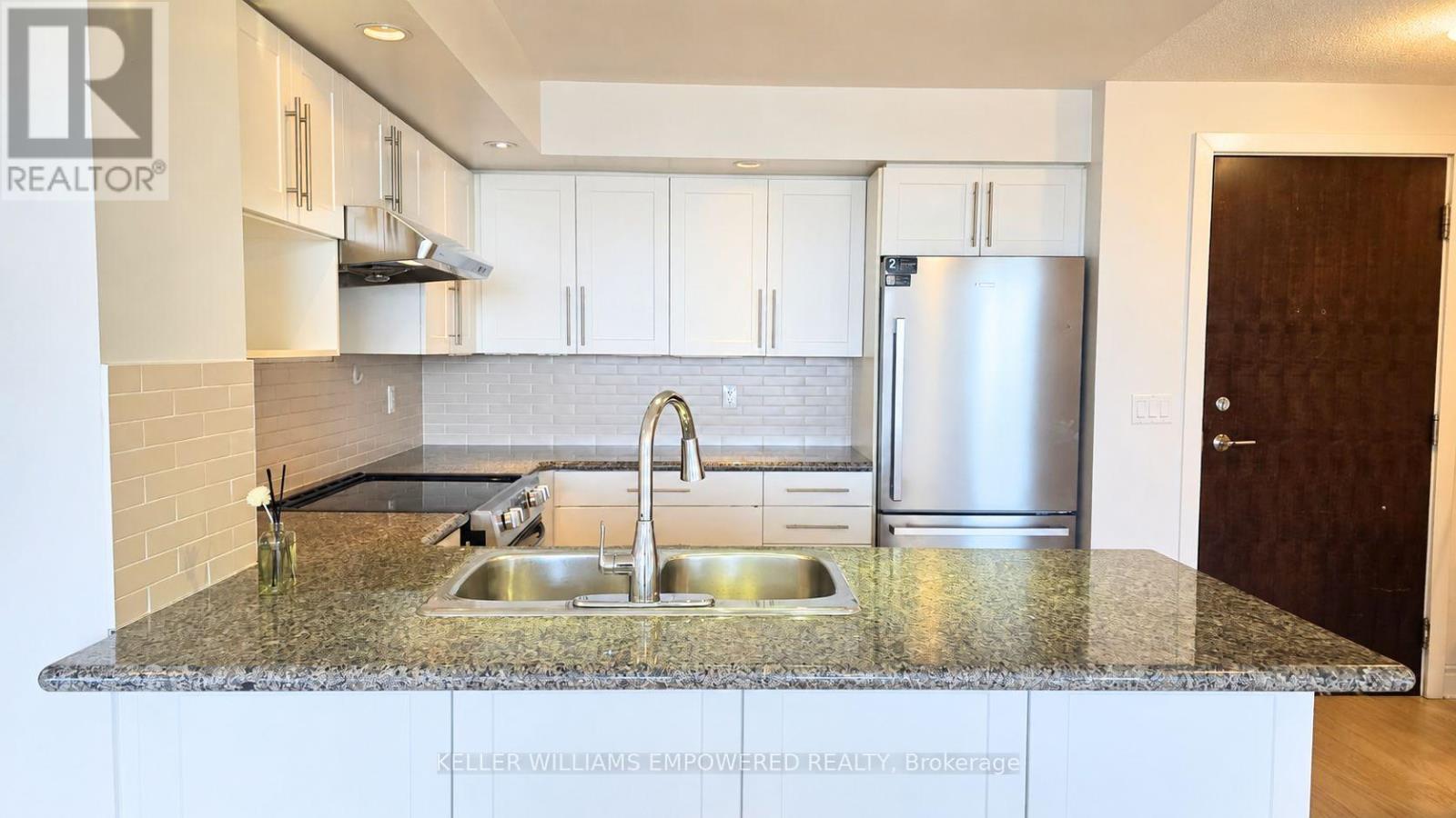 872 - 23 Cox Boulevard, Markham, Ontario  L3R 7Z9 - Photo 7 - N13663474