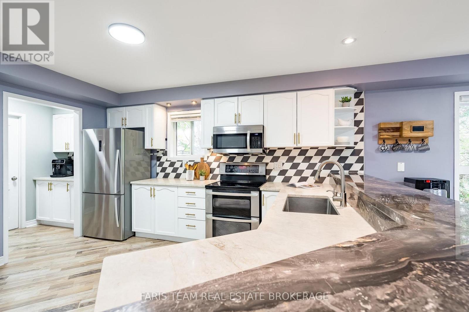 146 8th Avenue, New Tecumseth, Ontario  L9R 1Z8 - Photo 7 - N13474046
