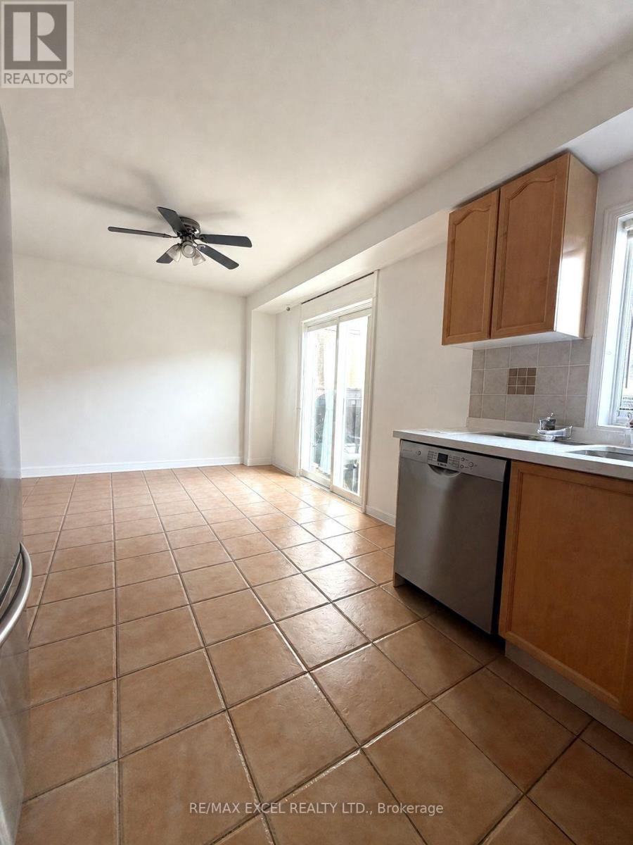 50 Casabel Drive, Vaughan, Ontario  L6A 3L7 - Photo 5 - N13709242