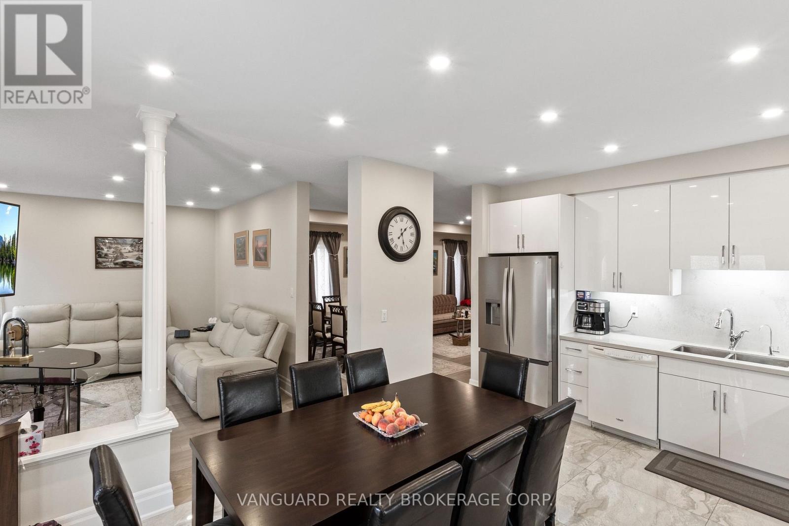 84 Sapphire Drive, Richmond Hill, Ontario  L4S 2E6 - Photo 16 - N13697930