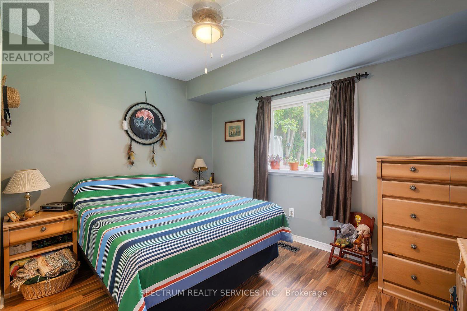 229 Pine Beach Drive, Georgina, Ontario  L4P 2V7 - Photo 9 - N13700304