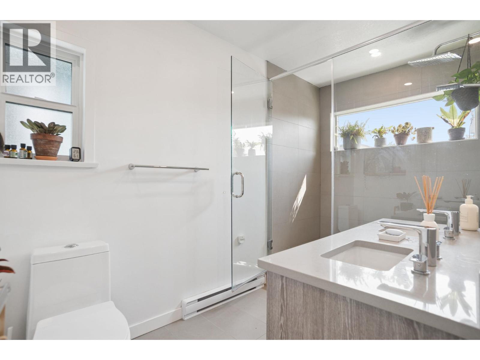 2890 W 8th Avenue, Vancouver, British Columbia  V6K 2B9 - Photo 9 - R3158505