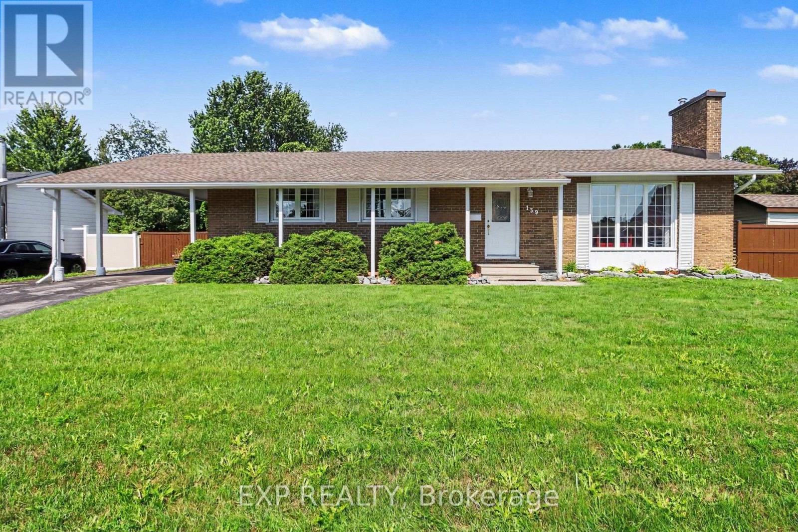 139 ABBEYHILL DRIVE, Ottawa, Ontario