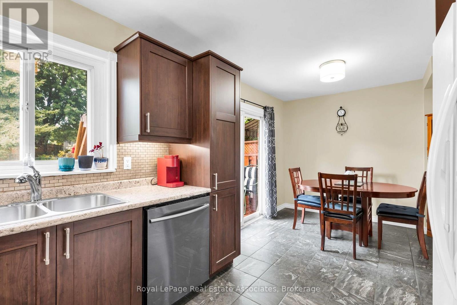 81 Glenmore Crescent, Brampton, Ontario  L6S 1H9 - Photo 13 - W13699422