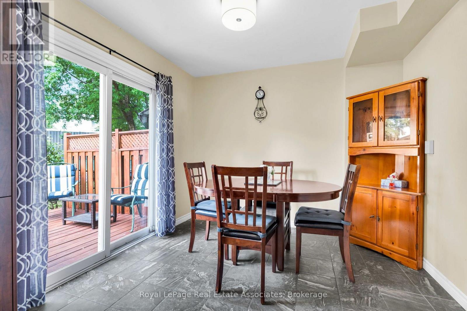 81 Glenmore Crescent, Brampton, Ontario  L6S 1H9 - Photo 14 - W13699422
